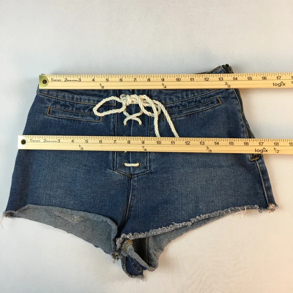 Y2K BDG High Waist‎ Lace Up Jeans Denim Shorts Cut-Off Grunge Preppy Women's 28